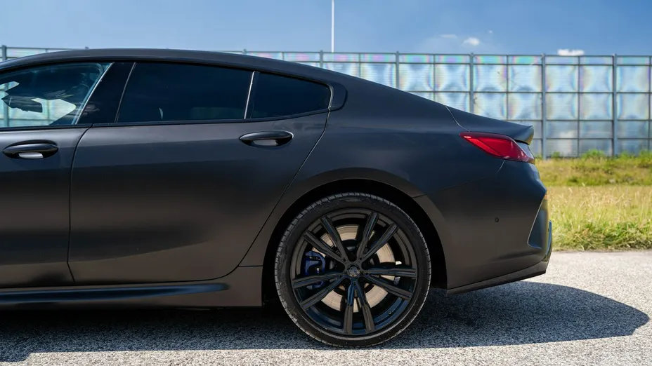 BMW Seria 8 -