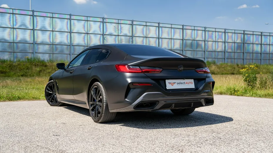 BMW Seria 8 -