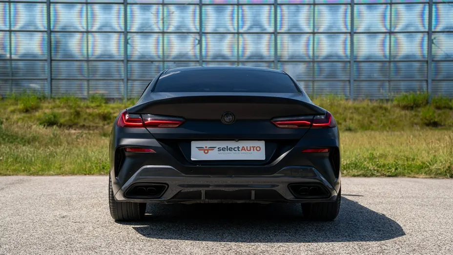 BMW Seria 8 -