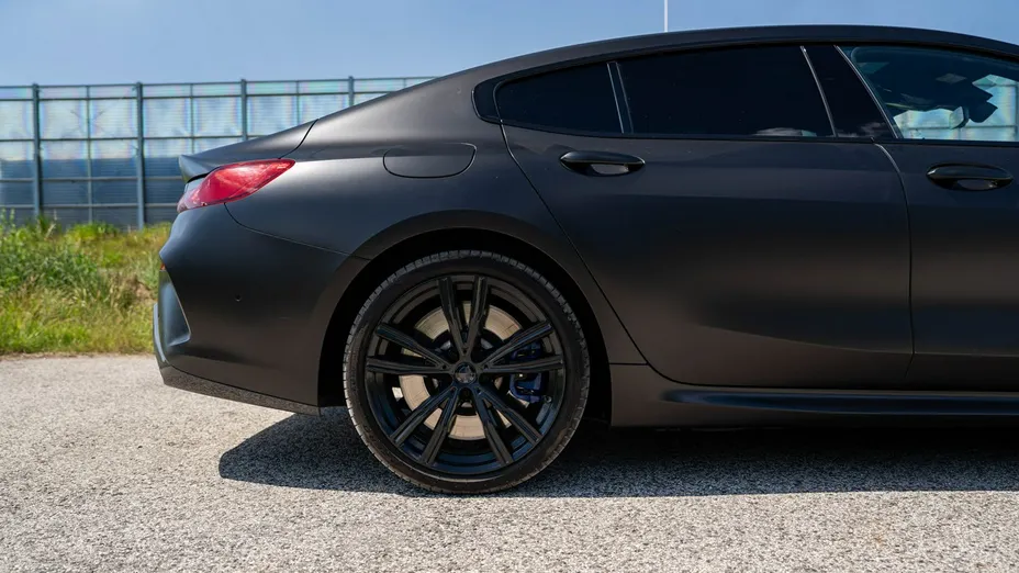 BMW Seria 8 -