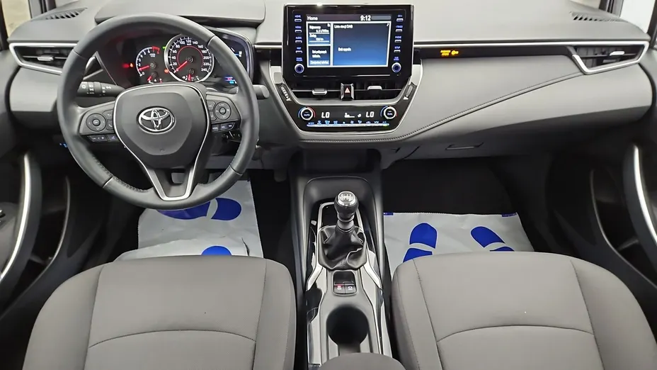 TOYOTA Corolla -