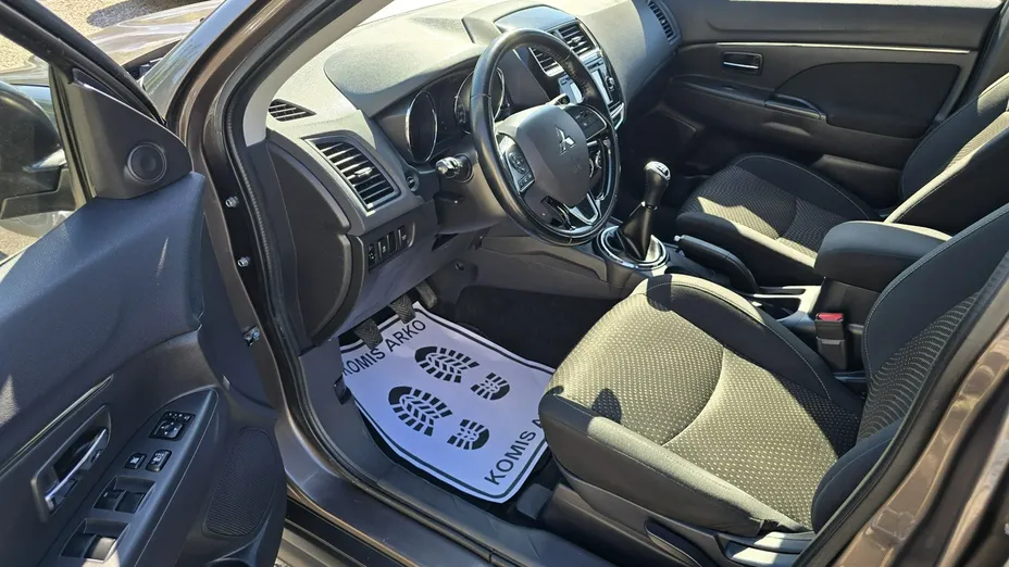 MITSUBISHI ASX -