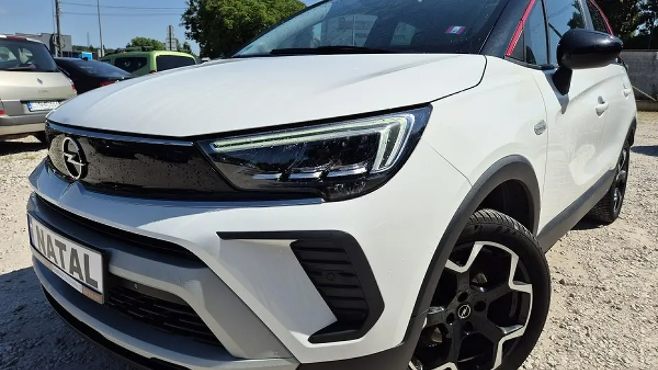 OPEL Crossland X -