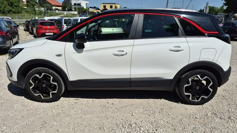 OPEL Crossland X -