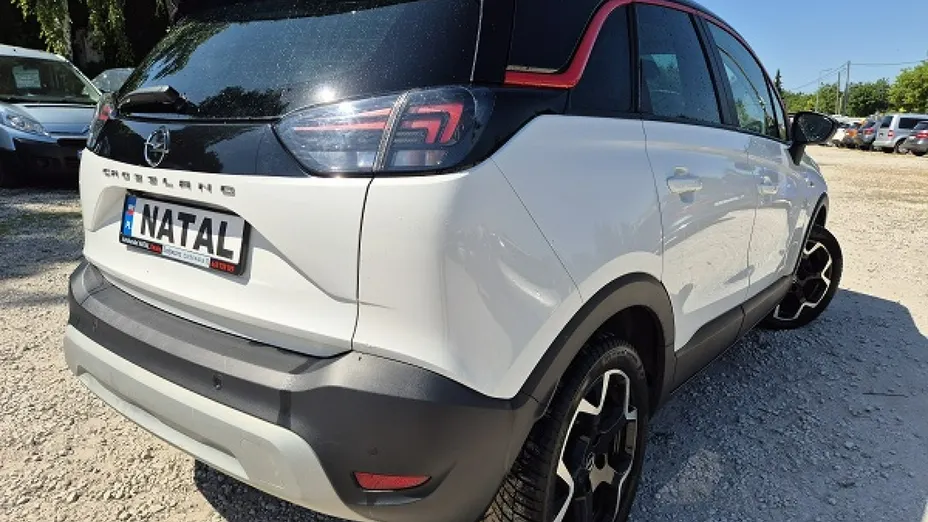 OPEL Crossland X -