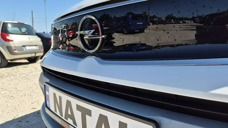 OPEL Crossland X -