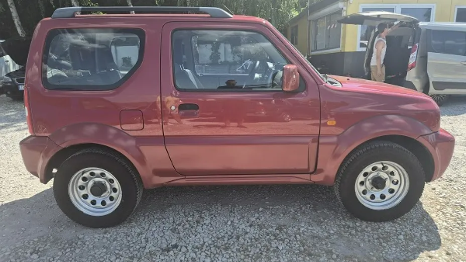 SUZUKI Jimny -