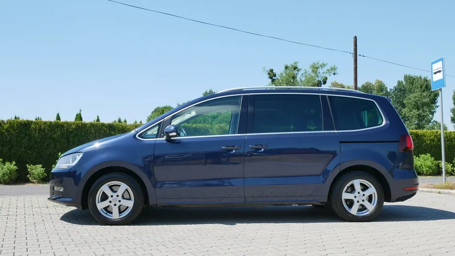 VOLKSWAGEN Sharan -