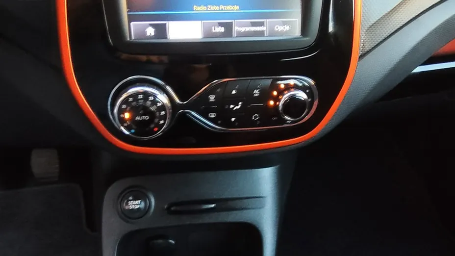 RENAULT Captur -