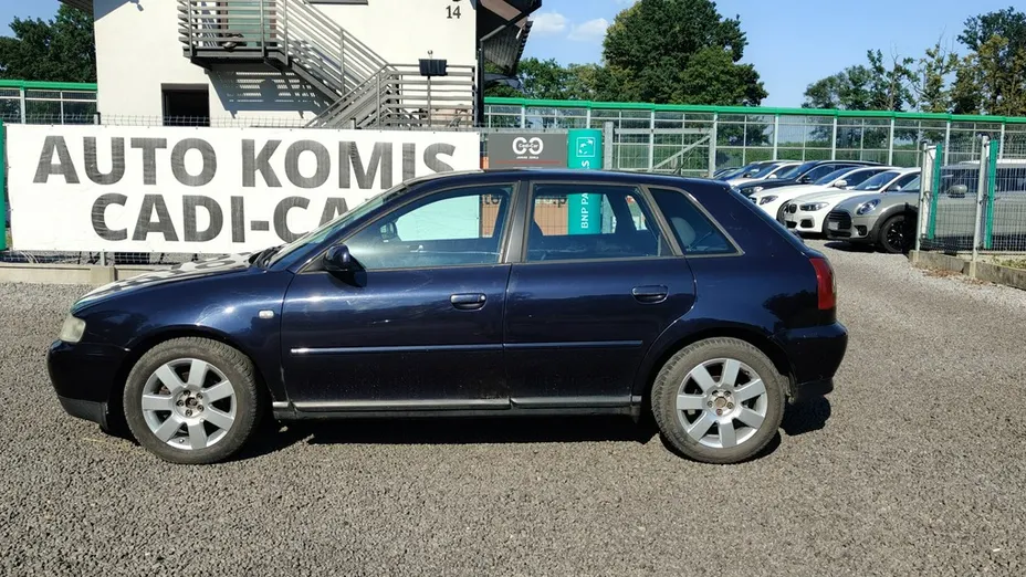 AUDI A3 -