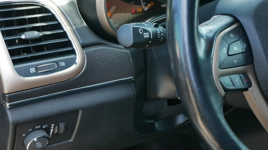 JEEP Grand Cherokee -