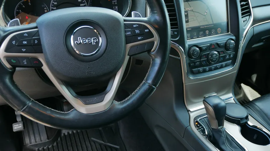 JEEP Grand Cherokee -