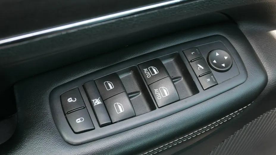 JEEP Grand Cherokee -