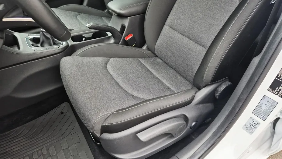 HYUNDAI i30 -