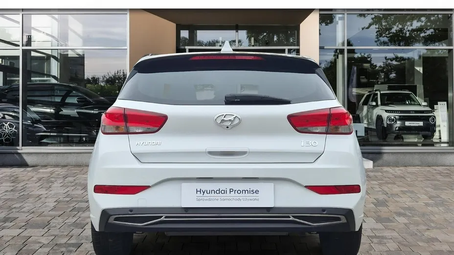 HYUNDAI i30 -