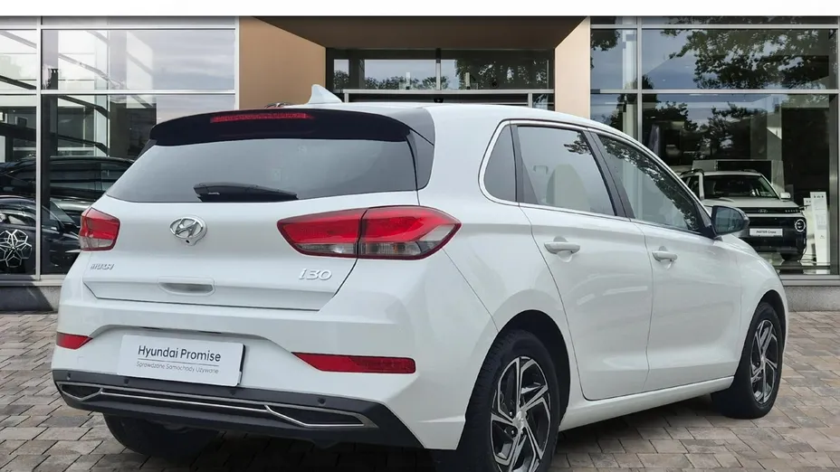 HYUNDAI i30 -