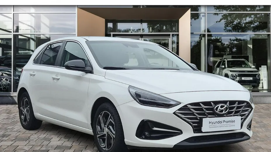 HYUNDAI i30 -
