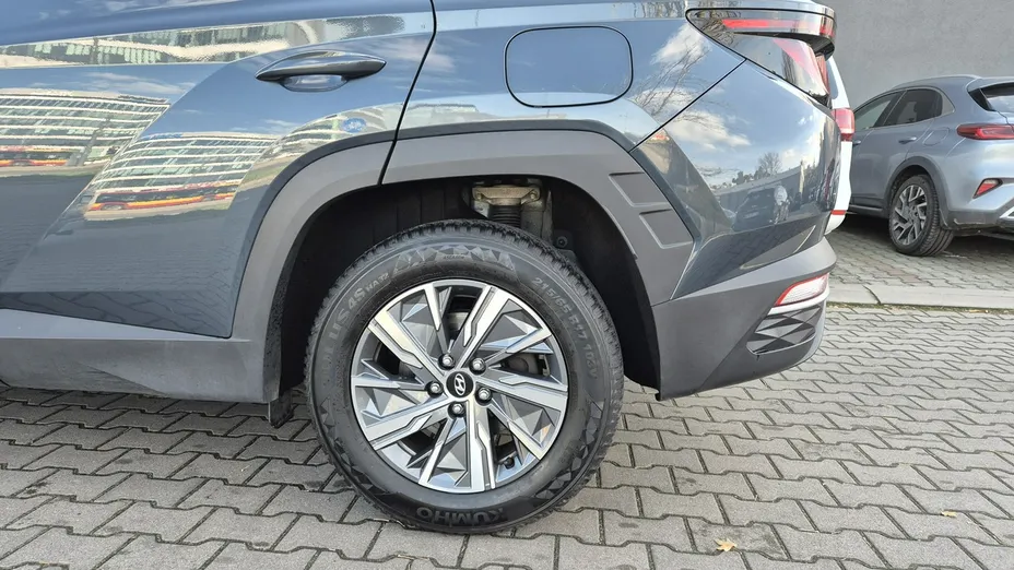 HYUNDAI Tucson -