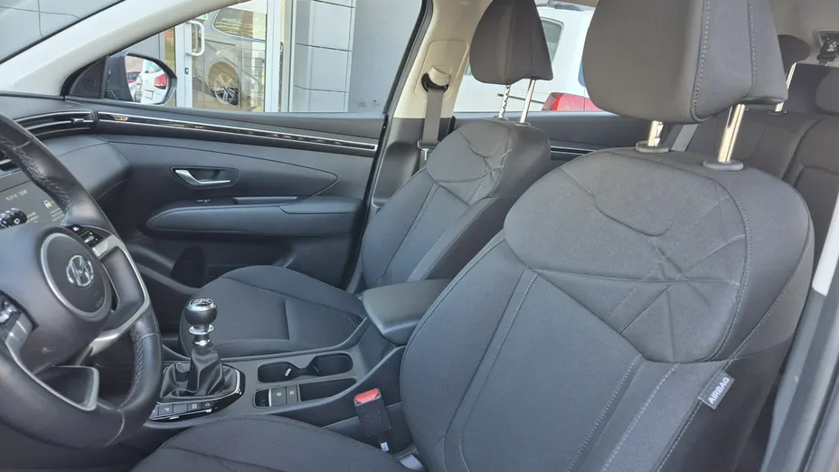 HYUNDAI Tucson -