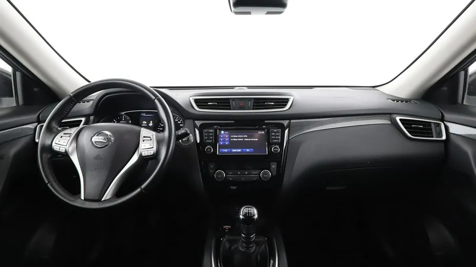 NISSAN X-Trail -