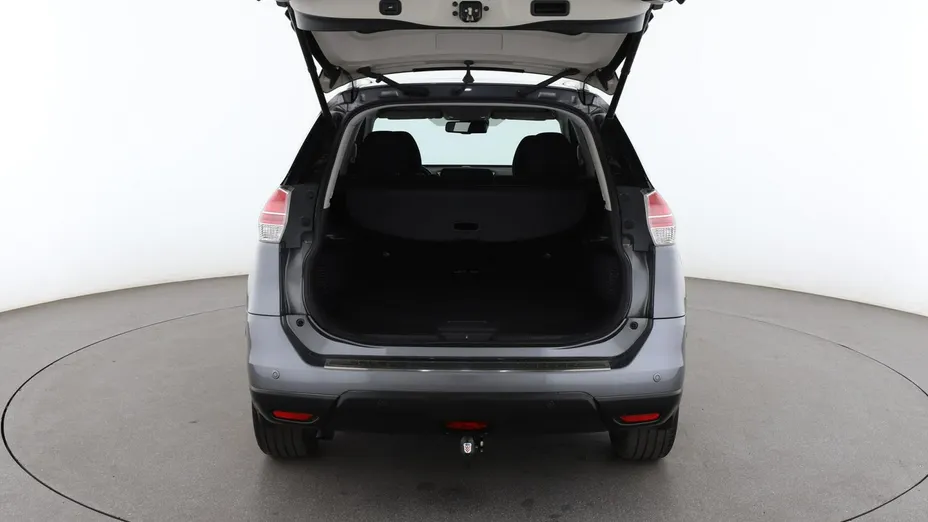 NISSAN X-Trail -