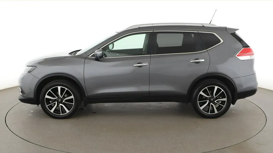 NISSAN X-Trail -