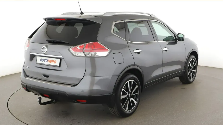 NISSAN X-Trail -