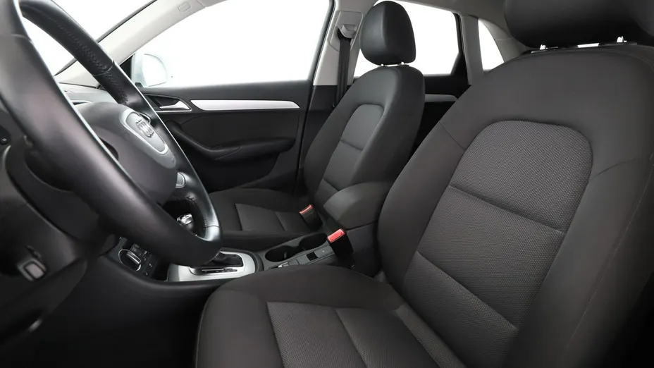 AUDI Q3 -