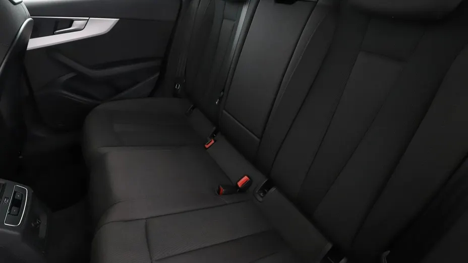 AUDI A4 -