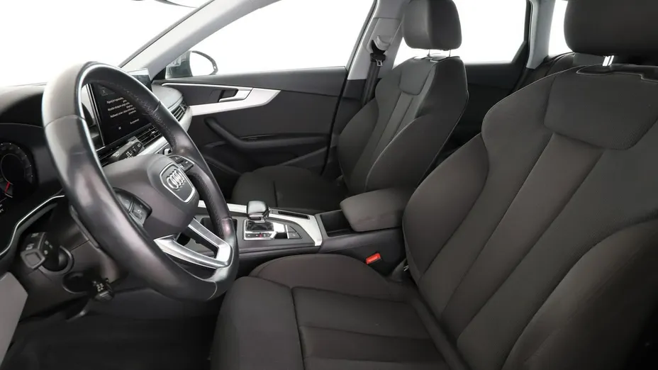 AUDI A4 -