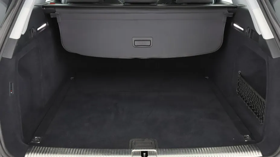 AUDI A4 -