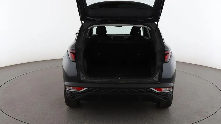 HYUNDAI Tucson -