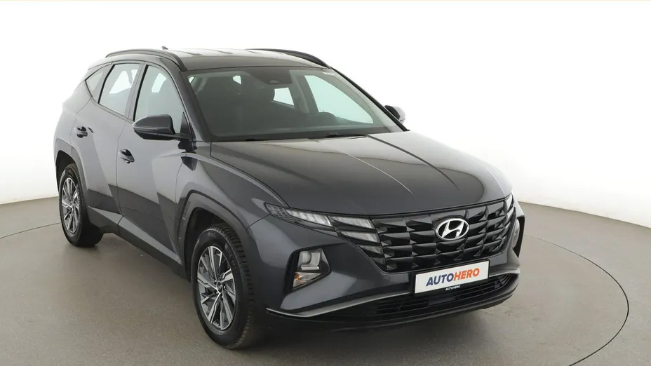 HYUNDAI Tucson -