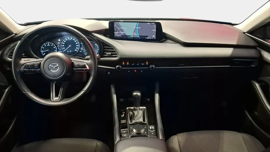 MAZDA 3 -