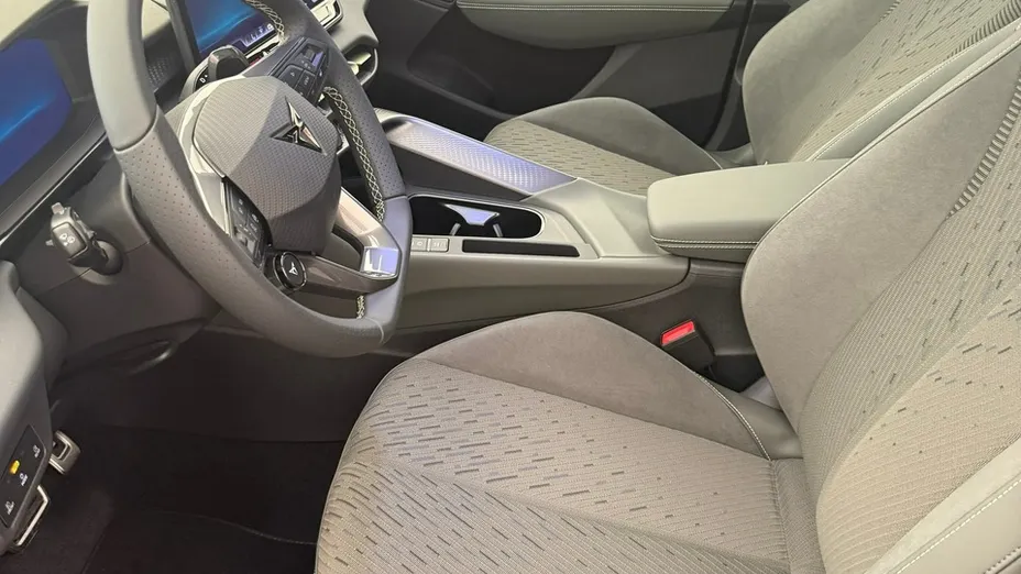 CUPRA Terramar -