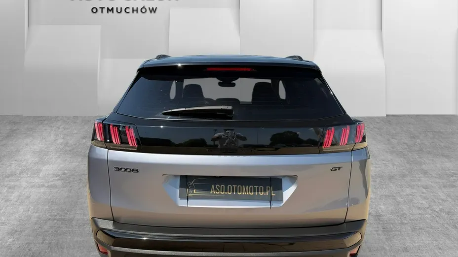 PEUGEOT 3008 -