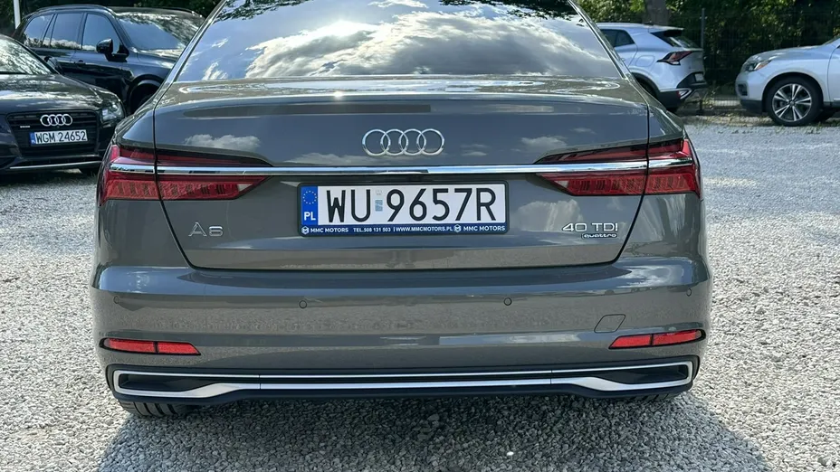 AUDI A6 -