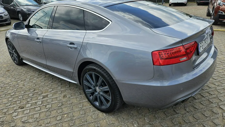 AUDI A5 -