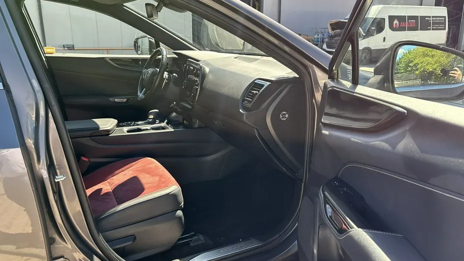 LEXUS NX -