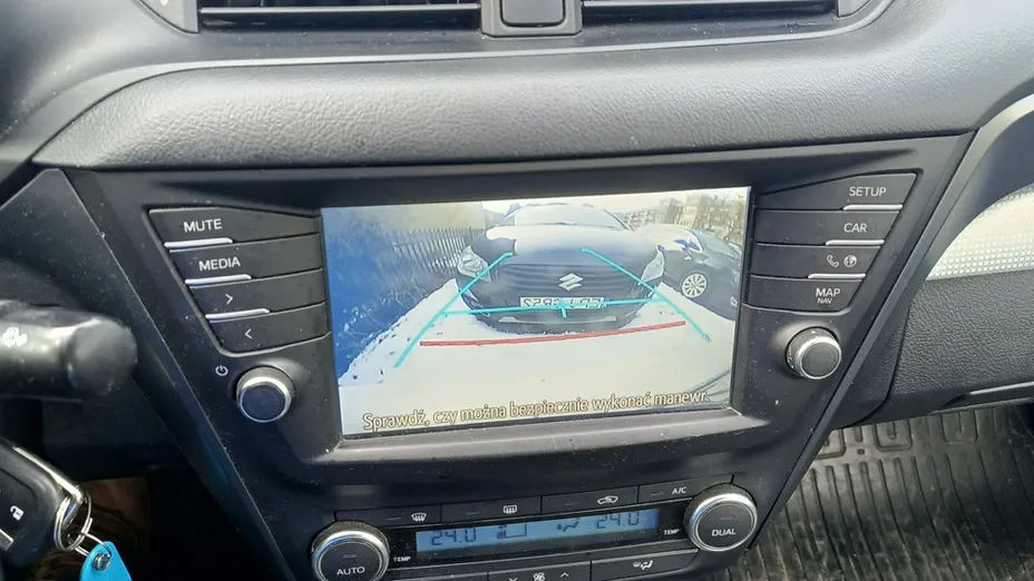 TOYOTA Avensis -