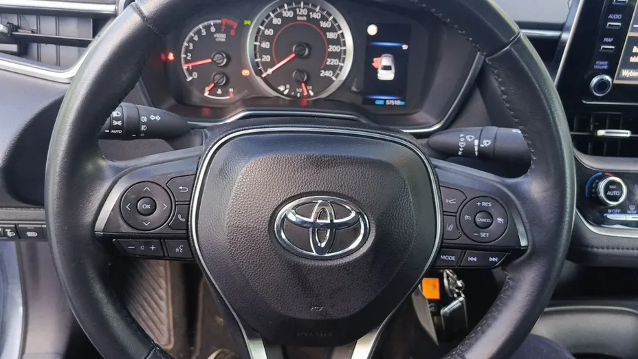 TOYOTA Corolla -