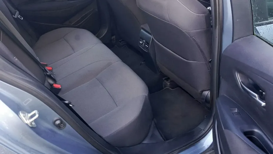 TOYOTA Corolla -