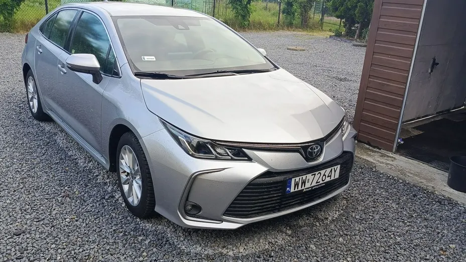 TOYOTA Corolla -
