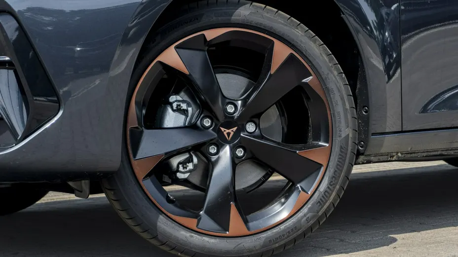 CUPRA Leon -