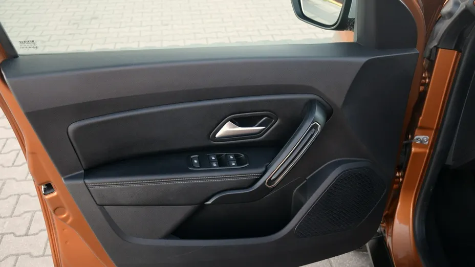 DACIA Duster -