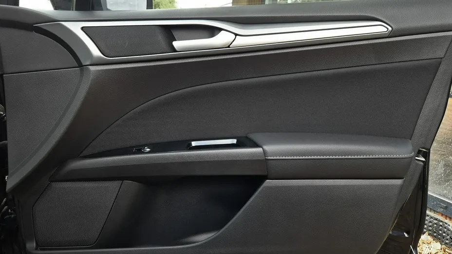 FORD Mondeo -