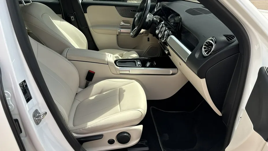 MERCEDES-BENZ EQB -