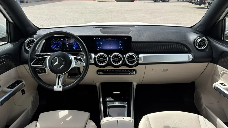 MERCEDES-BENZ EQB -