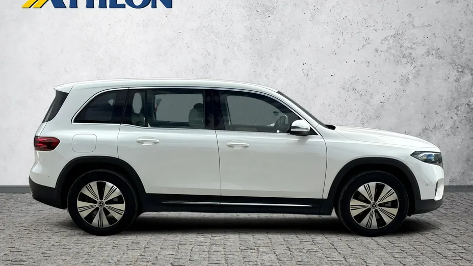 MERCEDES-BENZ EQB -