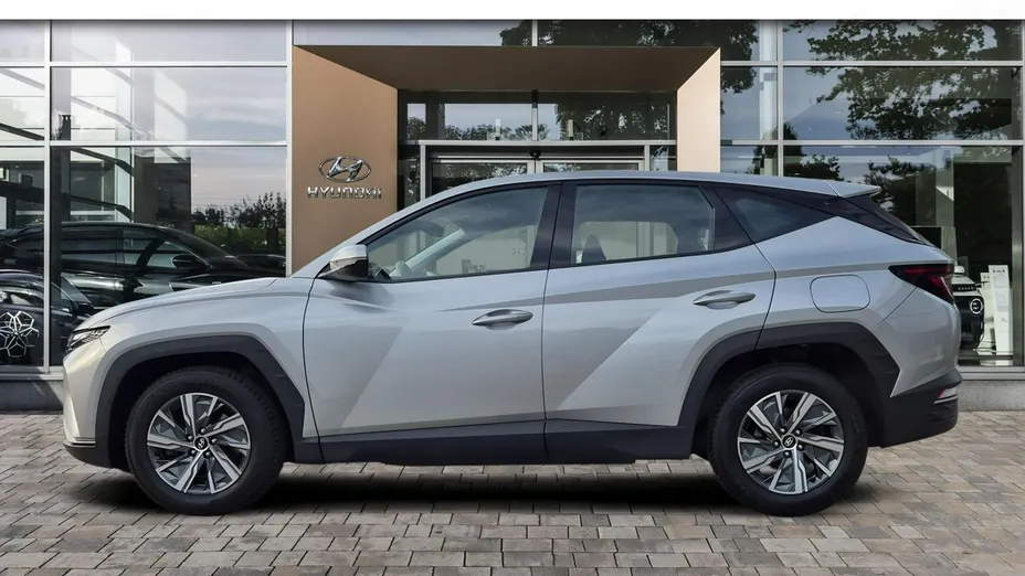 HYUNDAI Tucson -